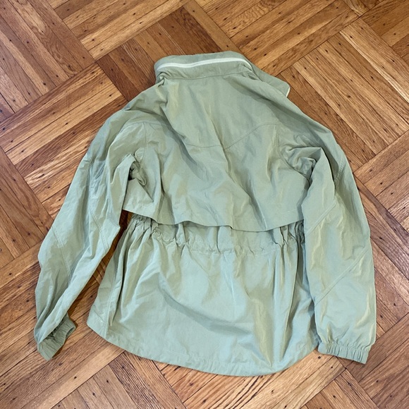 Lululemon evergreen anorak jacket size 8 - Picture 7 of 11